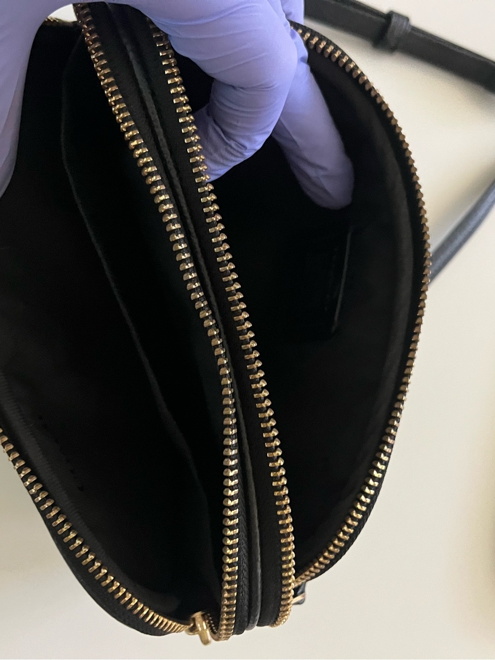 Authentic COACH Pebbled Leather Double Zip Crossbody Bag +✨BONUS free bag - Picture 5 of 14